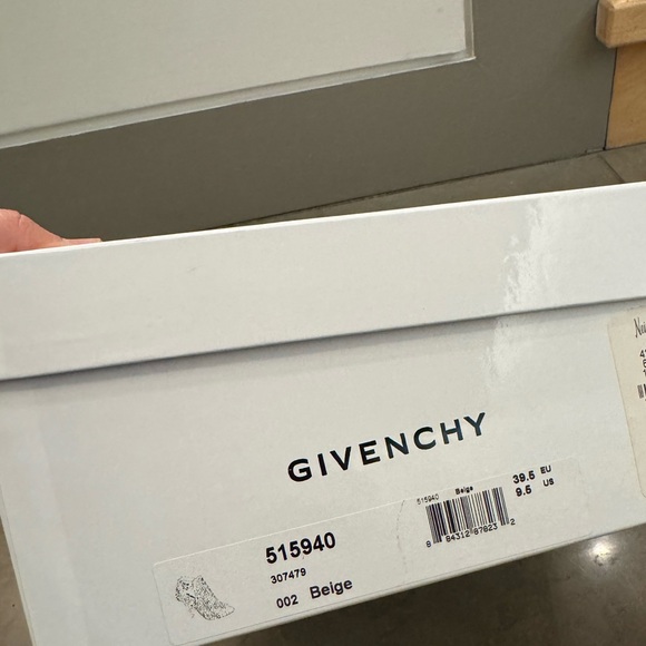 Givenchy Croc Embossed Brown Heels Western Style - Picture 9 of 10